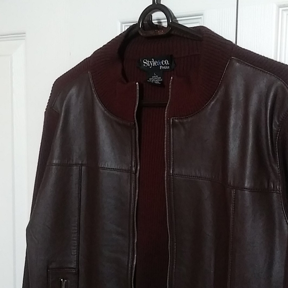 Jacket - Picture 3 of 4